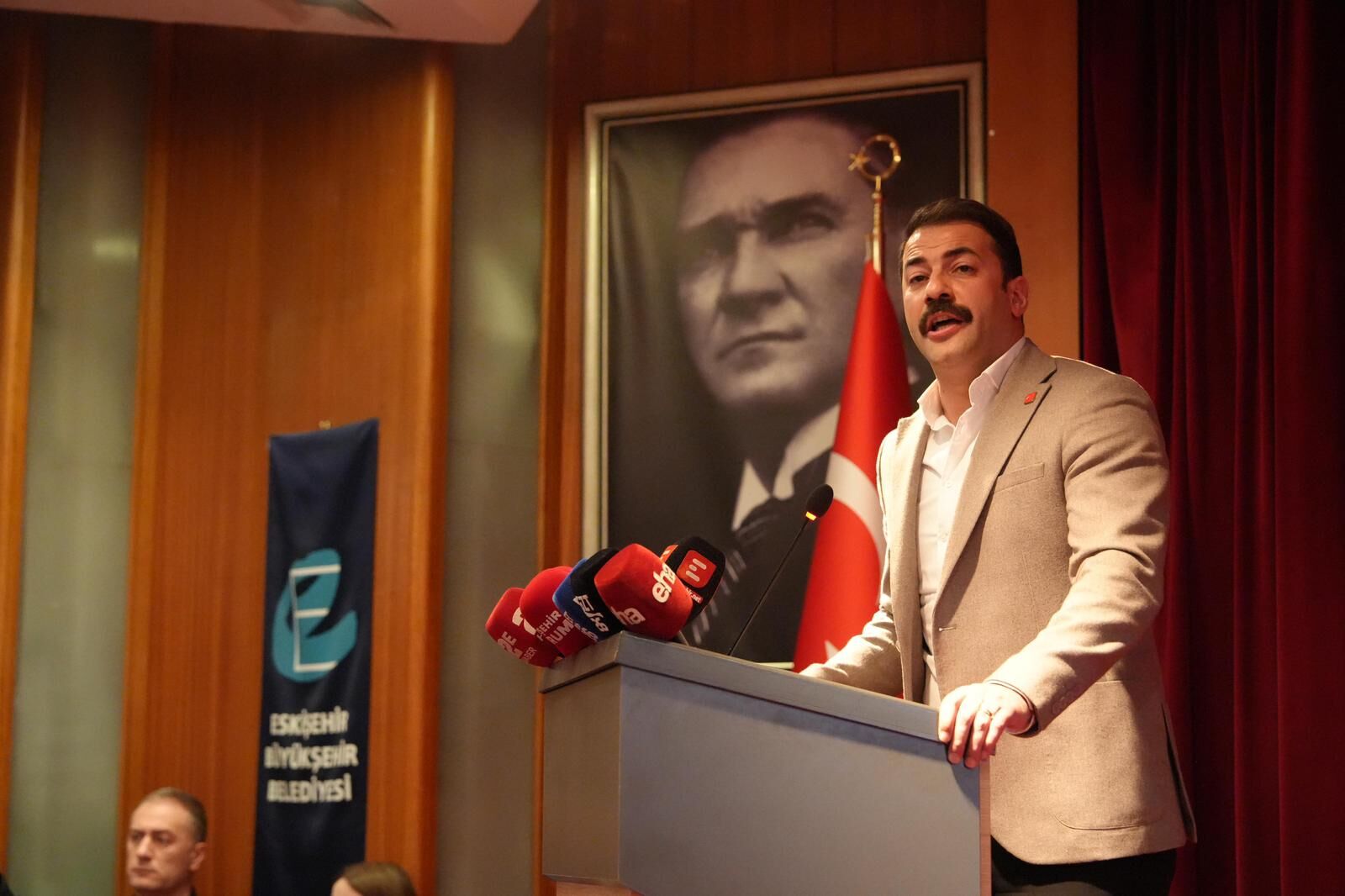 Chp Eskişehir Pazar Toplantısı Gerçekleştirildi (10)