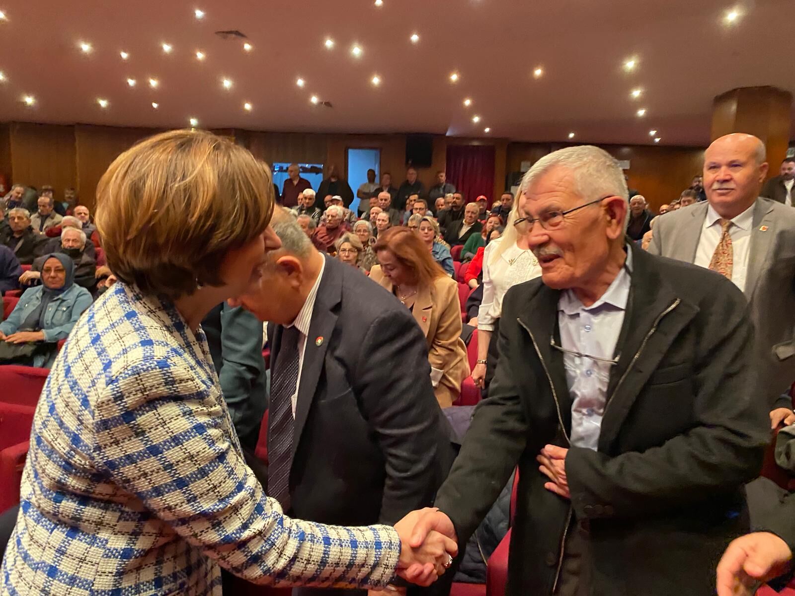 Chp Eskişehir Pazar Toplantısı Gerçekleştirildi (2)