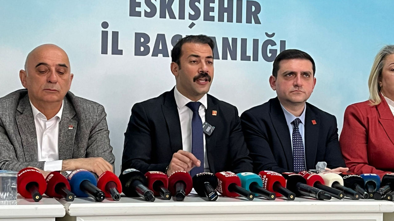 Chp’den Ayşe Ünlüce’ye Destek Doğru Duvar Yıkılmaz (3)