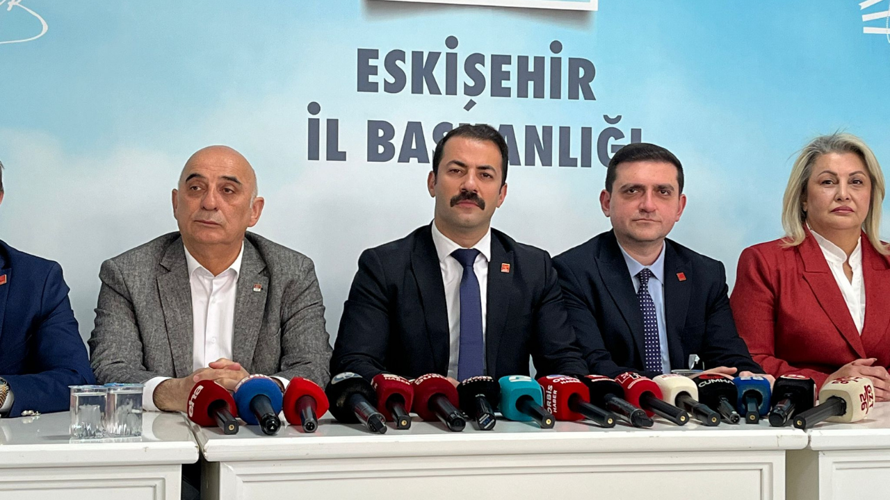 Chp’den Ayşe Ünlüce’ye Destek Doğru Duvar Yıkılmaz (4)