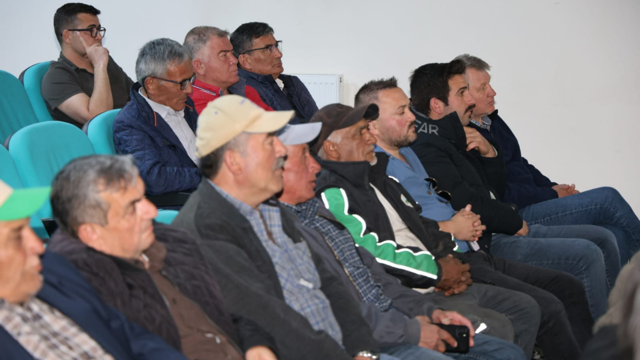 Çiftçi Söyleşileri Su Ve Tarım Gündemiyle Başladı (2)