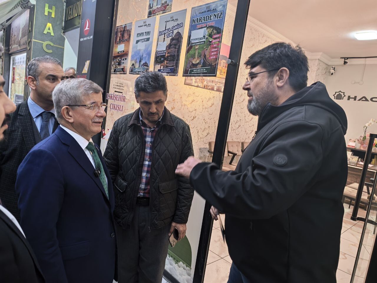 Davutoğlu Eskişehir Esnafıyla Bir Araya Geldi (1)