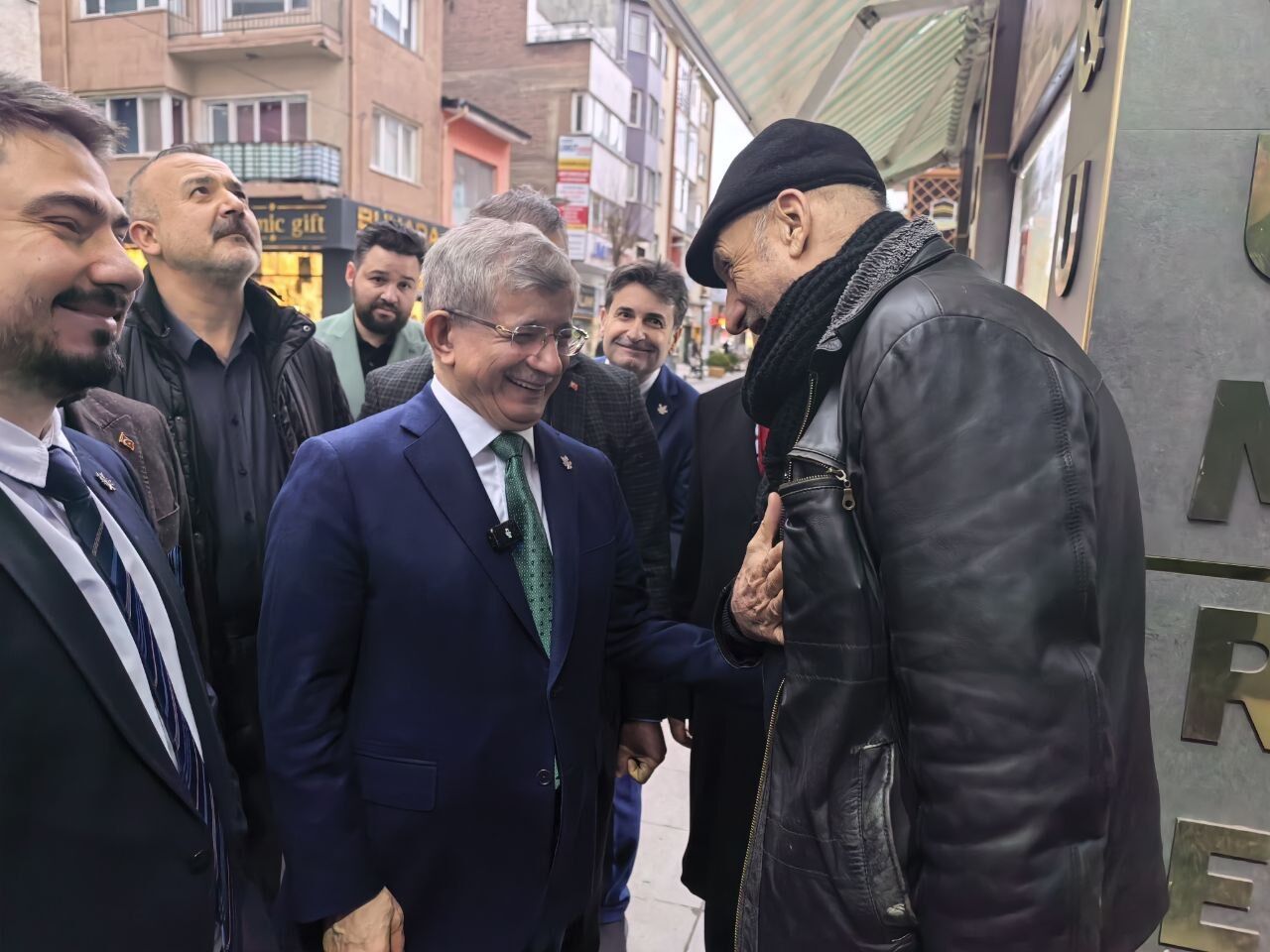 Davutoğlu Eskişehir Esnafıyla Bir Araya Geldi (9)