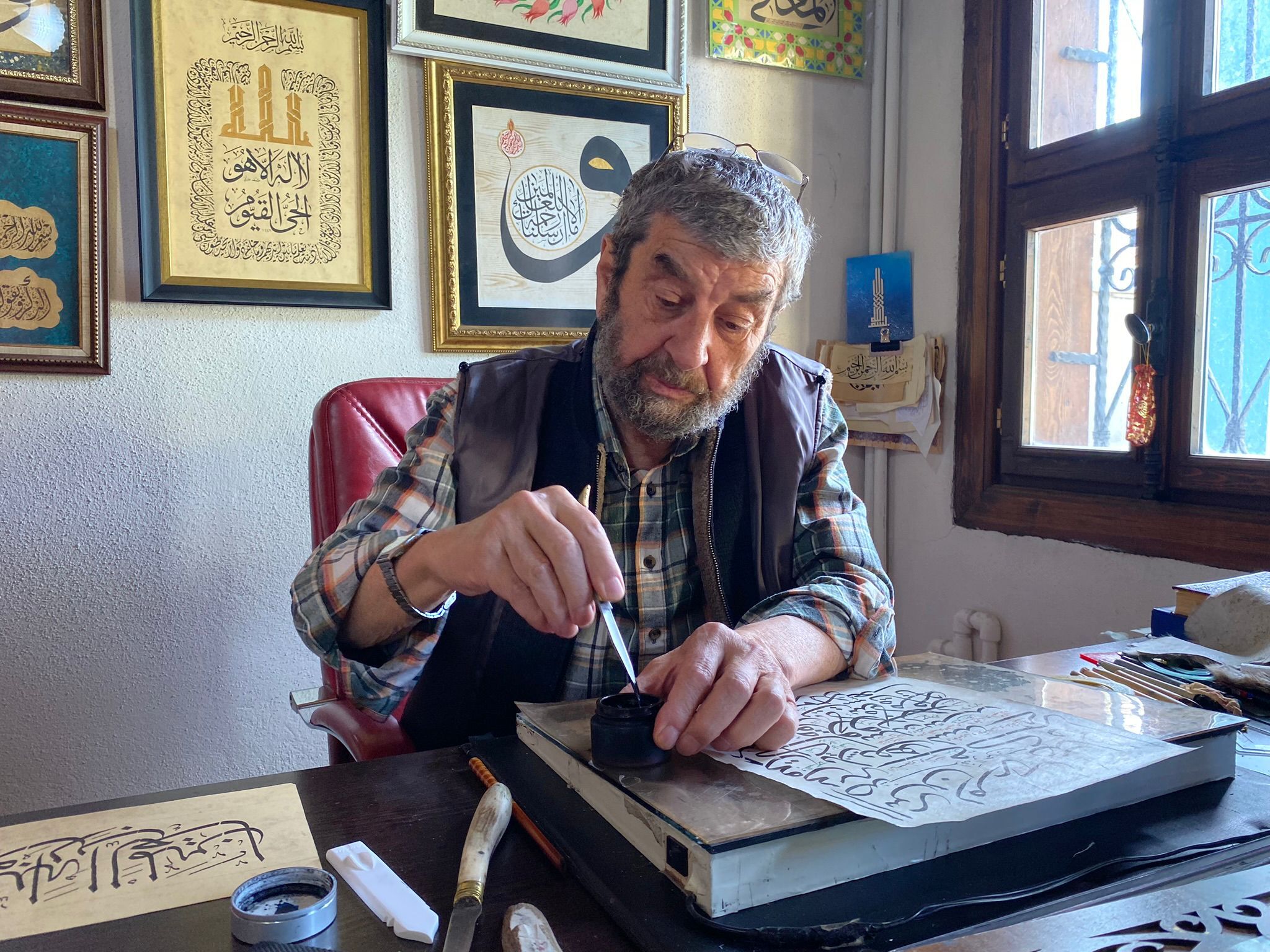 Elif'ten Vav'a Hat Sanatının Hikayesi (1)-1