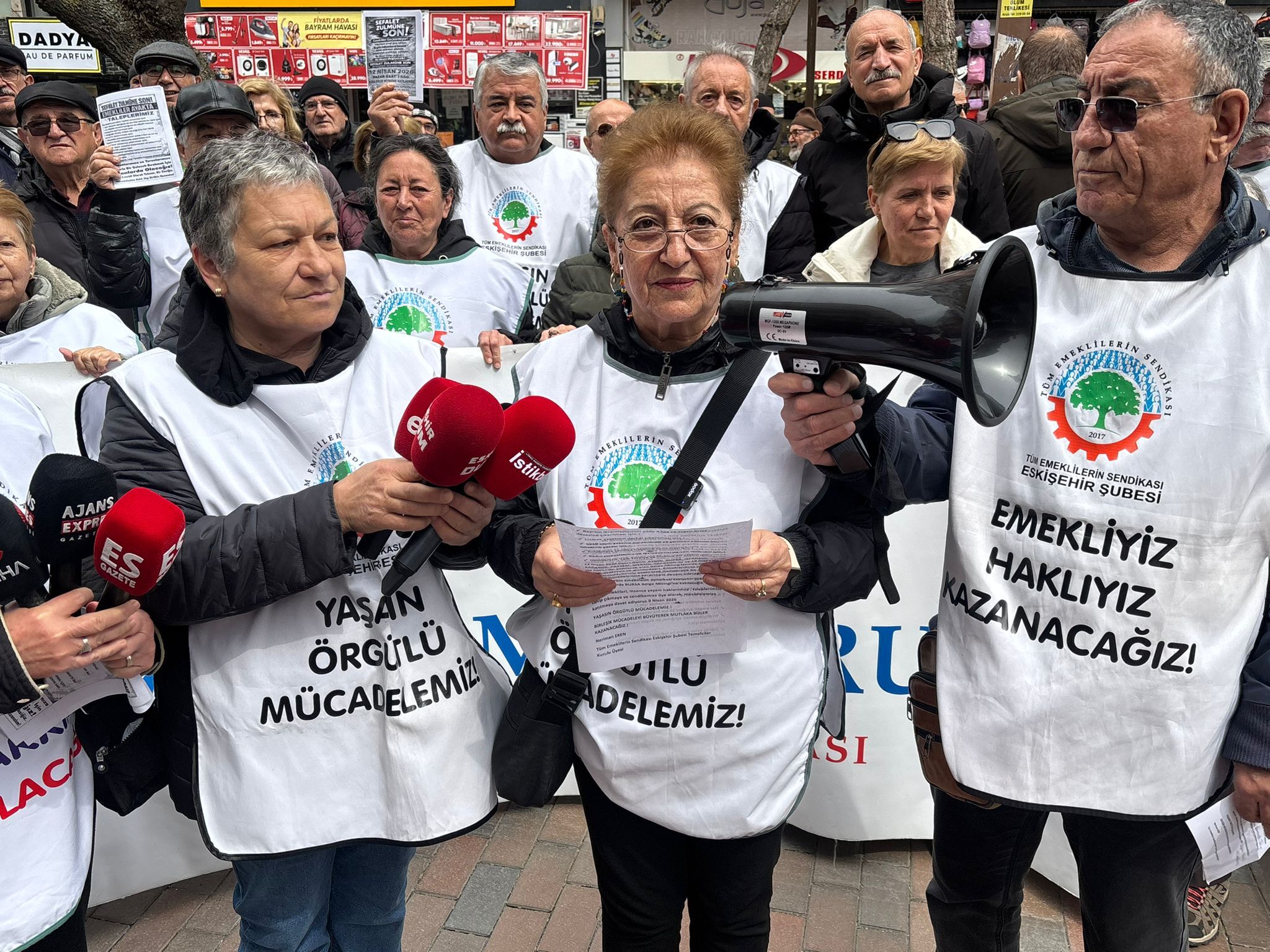 Emeklilerden Zam Tepkisi “Sefalet Zulmüne Son Verilmeli” (1)