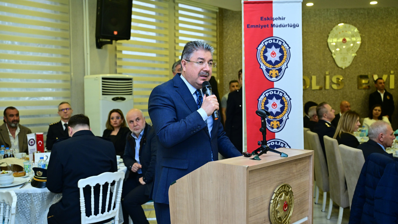 Emniyet, Polis Haftası Dolayısıyla Yemek Programı Düzenledi (1)