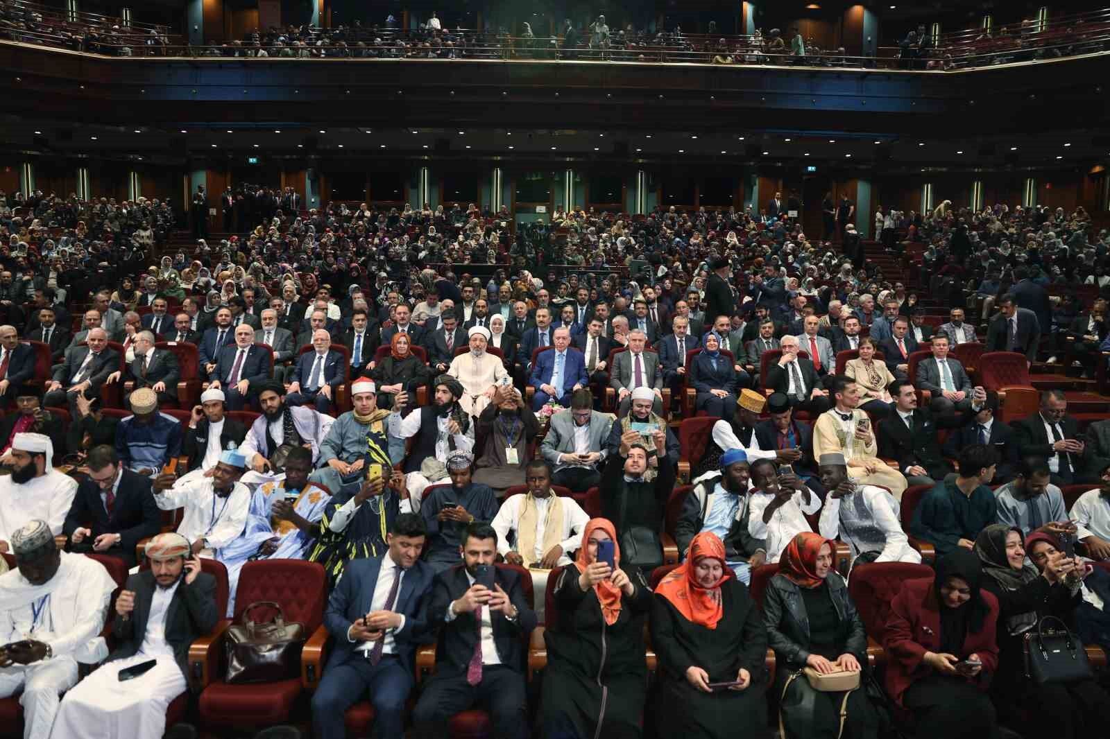 Erdoğan'dan İslam Dünyasına Kenetlenme Çağrısı (1)