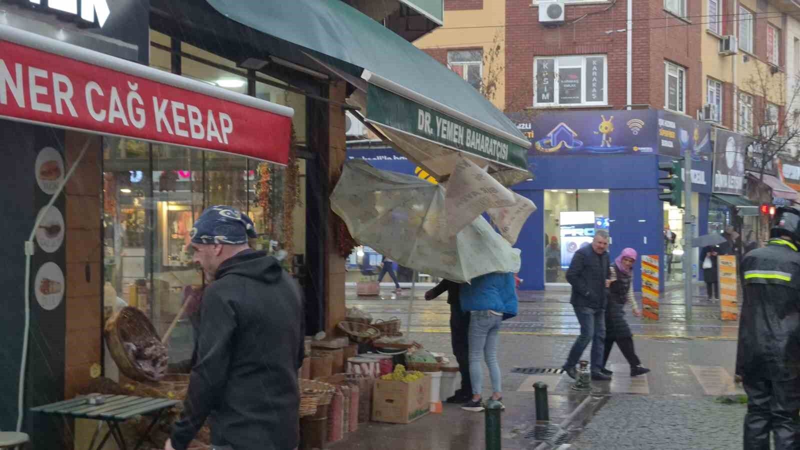 Eskişehir’de Aniden Bastıran Yağış Zor Anlar Yaşattı