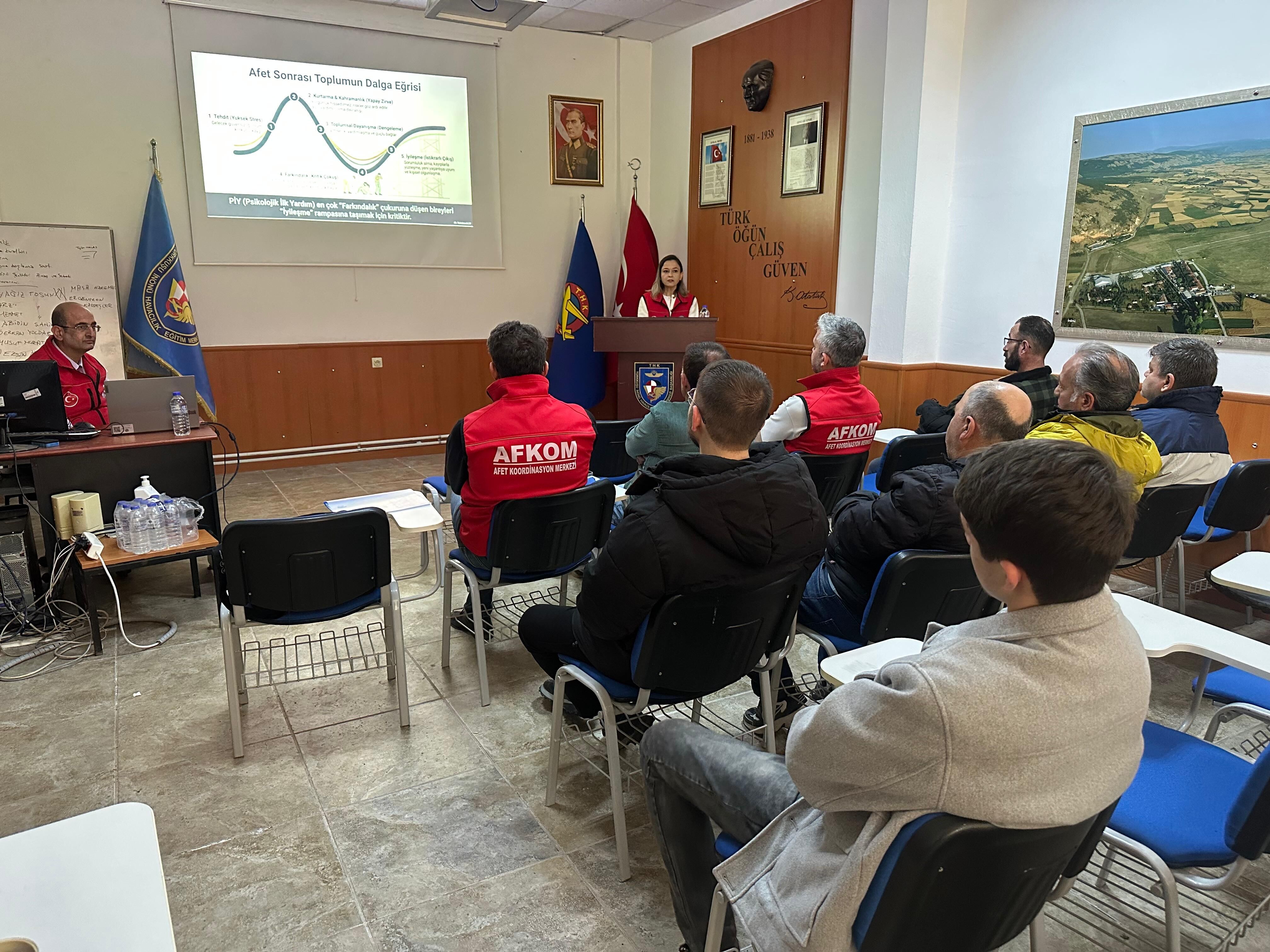 Eskişehir’de Gönüllülere Kapsamlı Afet Eğitimi (6)