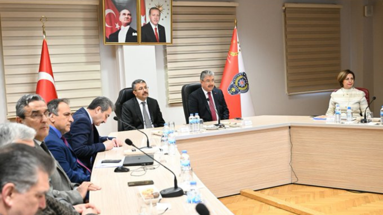 Eskişehir’de Hayvan Barınakları İçin Toplantı Yapıldı (4)