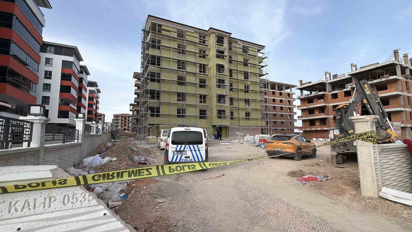 Eskişehir’de İnşaatta Feci Kaza 1 Ölü (1)