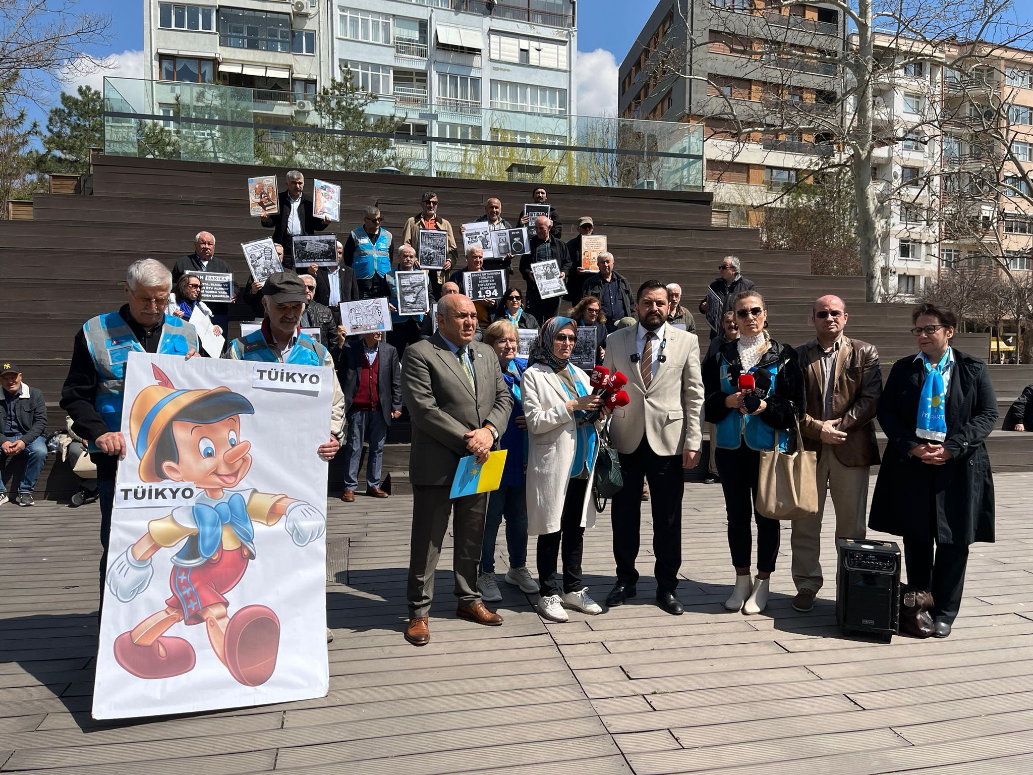 Eskişehir'de İyi Partiden Tüi̇k Verilerine Tepki Artık Yeter (6)