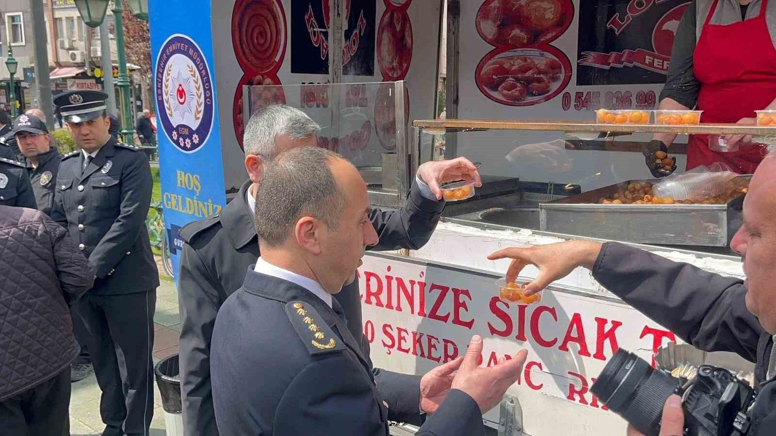 Eskişehir’de Polis Haftası’nda Lokma İkramı Gerçekleştirildi (2)