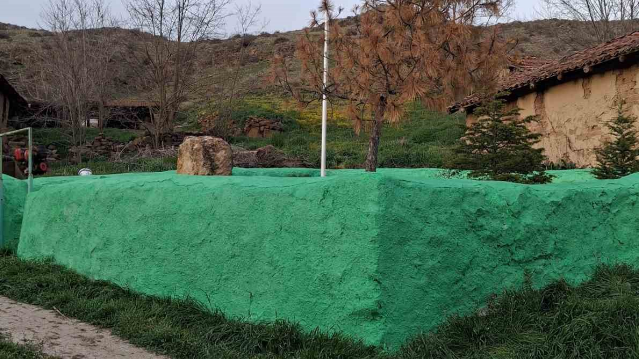 Eskişehir’de Tarihi Türbeye Bakım