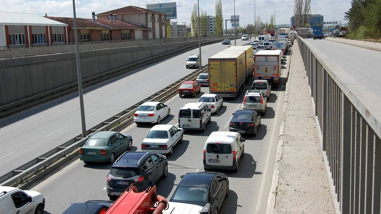 Eskişehir’de Trafiğe Kayıtlı Araç Sayısı Artıyor (1)
