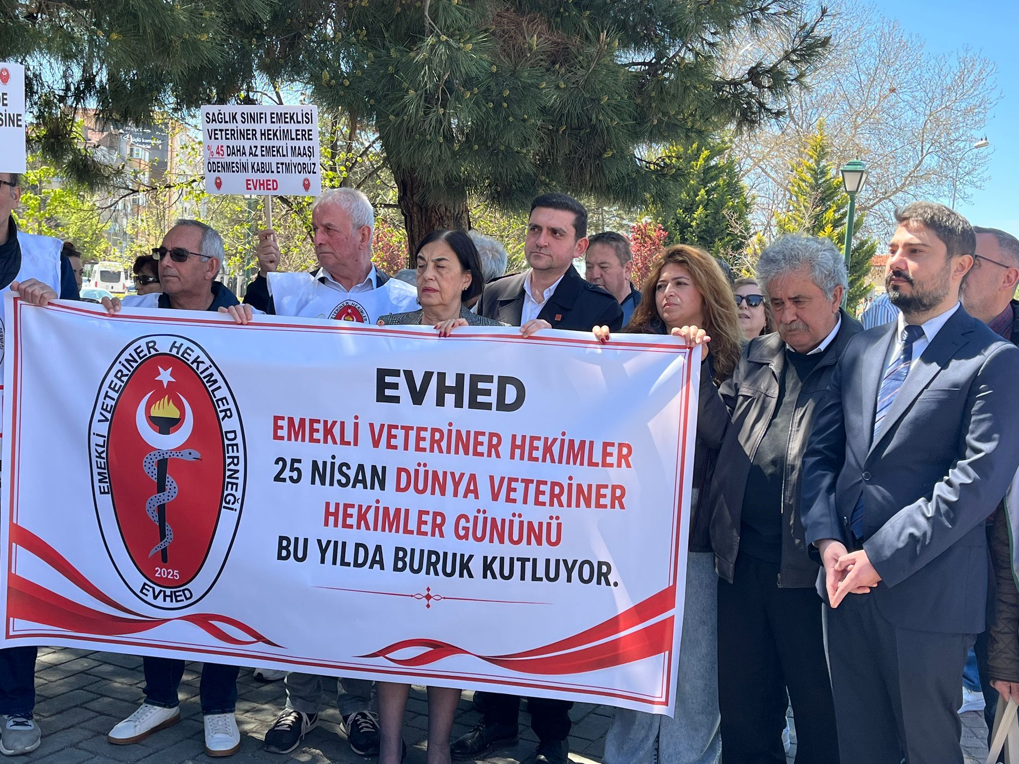 Eskişehir'de Veteriner Hekimler Maaş Adaleti İçin Meydandaydı (5)
