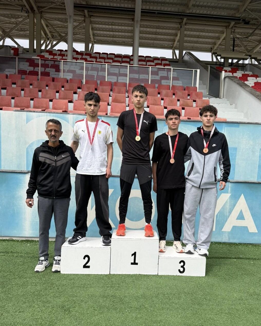 Eskişehirli Atletler Konya’da Madalyaya Doydu (1)