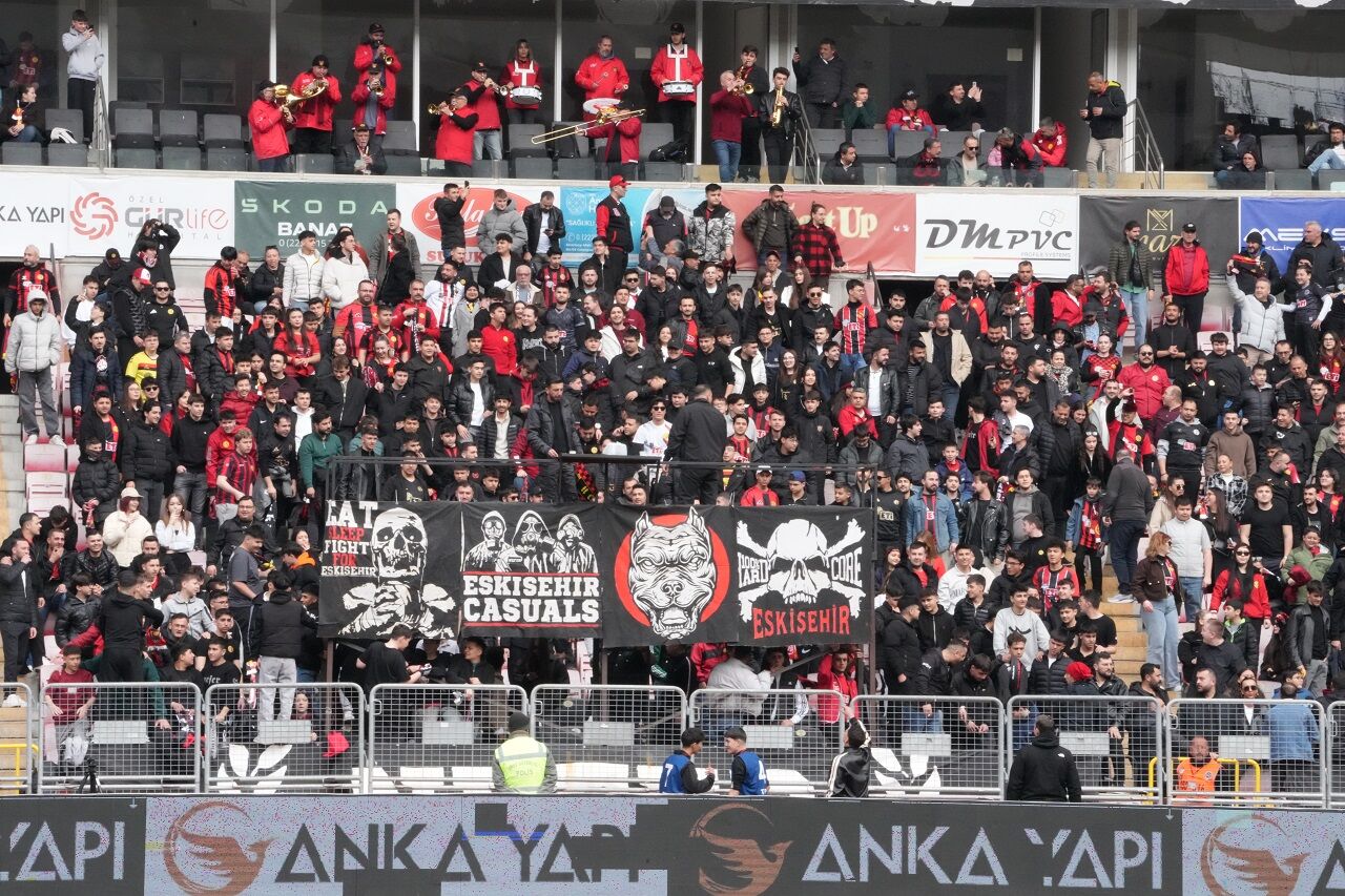 Eskişehirspor Ile Alanya 1221 Karşılaşması Başladı İşte İlk 11! (4)-1