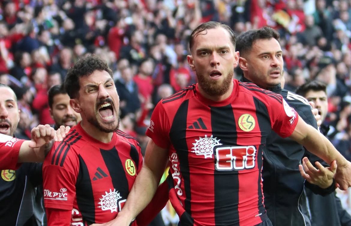 Eskişehirspor İlk Yarıyı Önde Kapattı İşte Maç Skoru! (2)