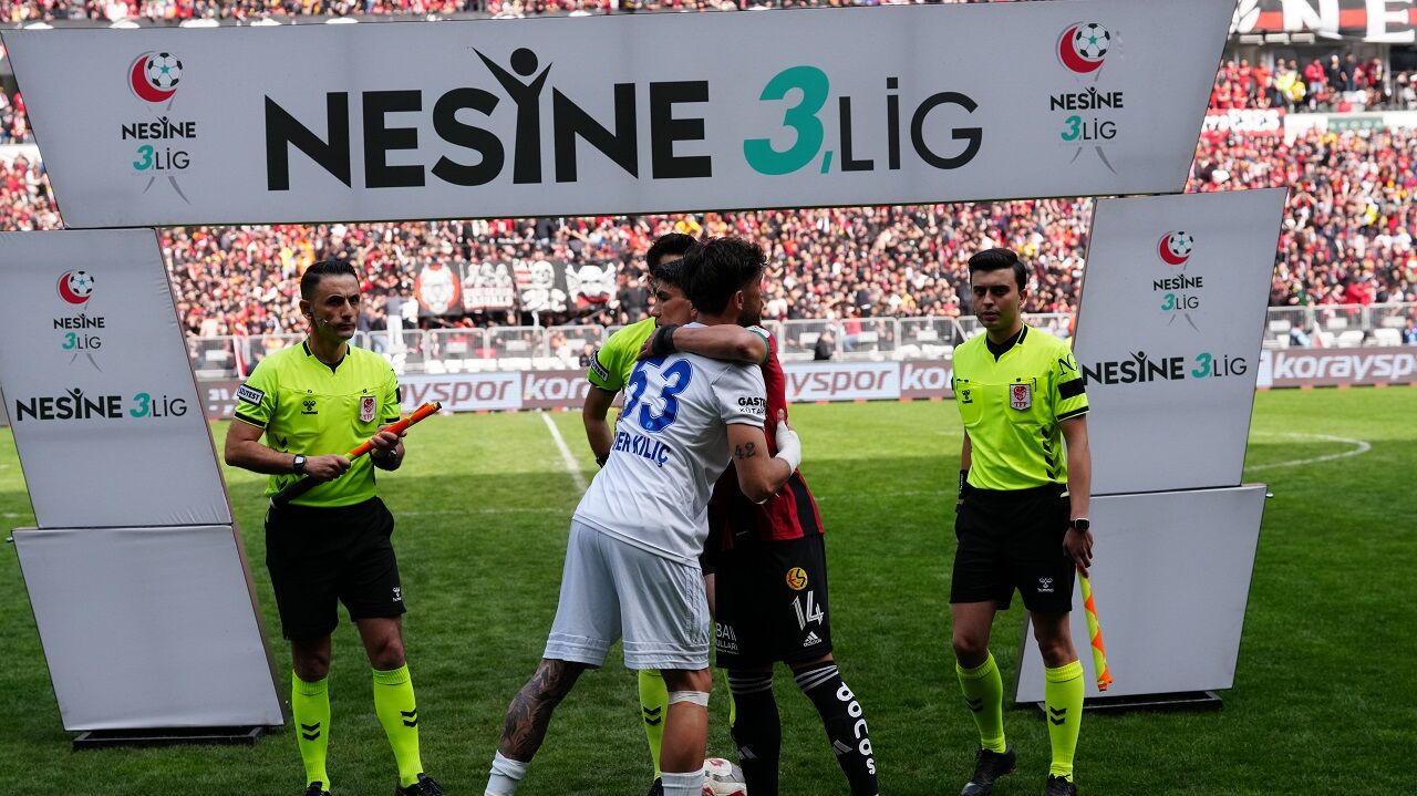 Eskişehirspor Kütahyaspor'u Kırdı Geçti İşte Maç Sonu Skoru (1)