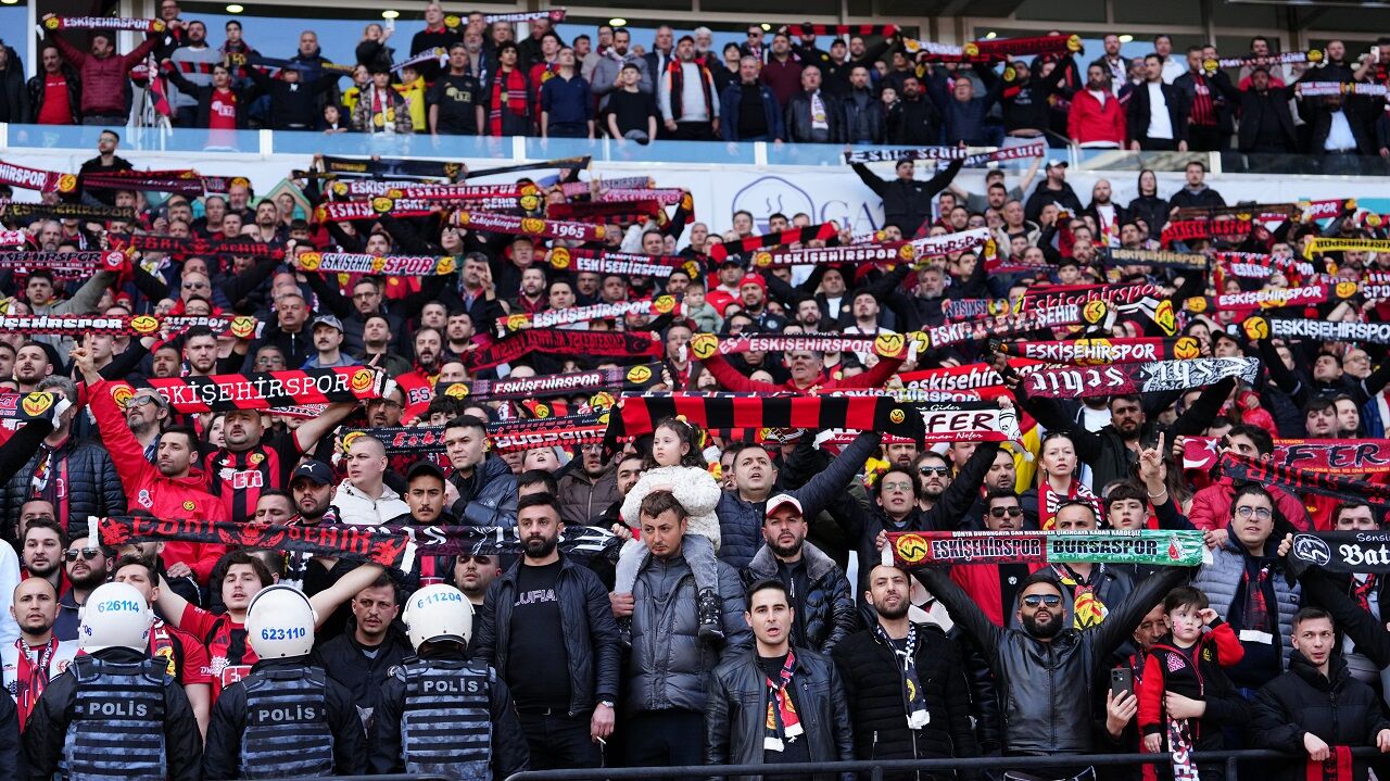 Eskişehirspor Kütahyaspor'u Kırdı Geçti İşte Maç Sonu Skoru (2)