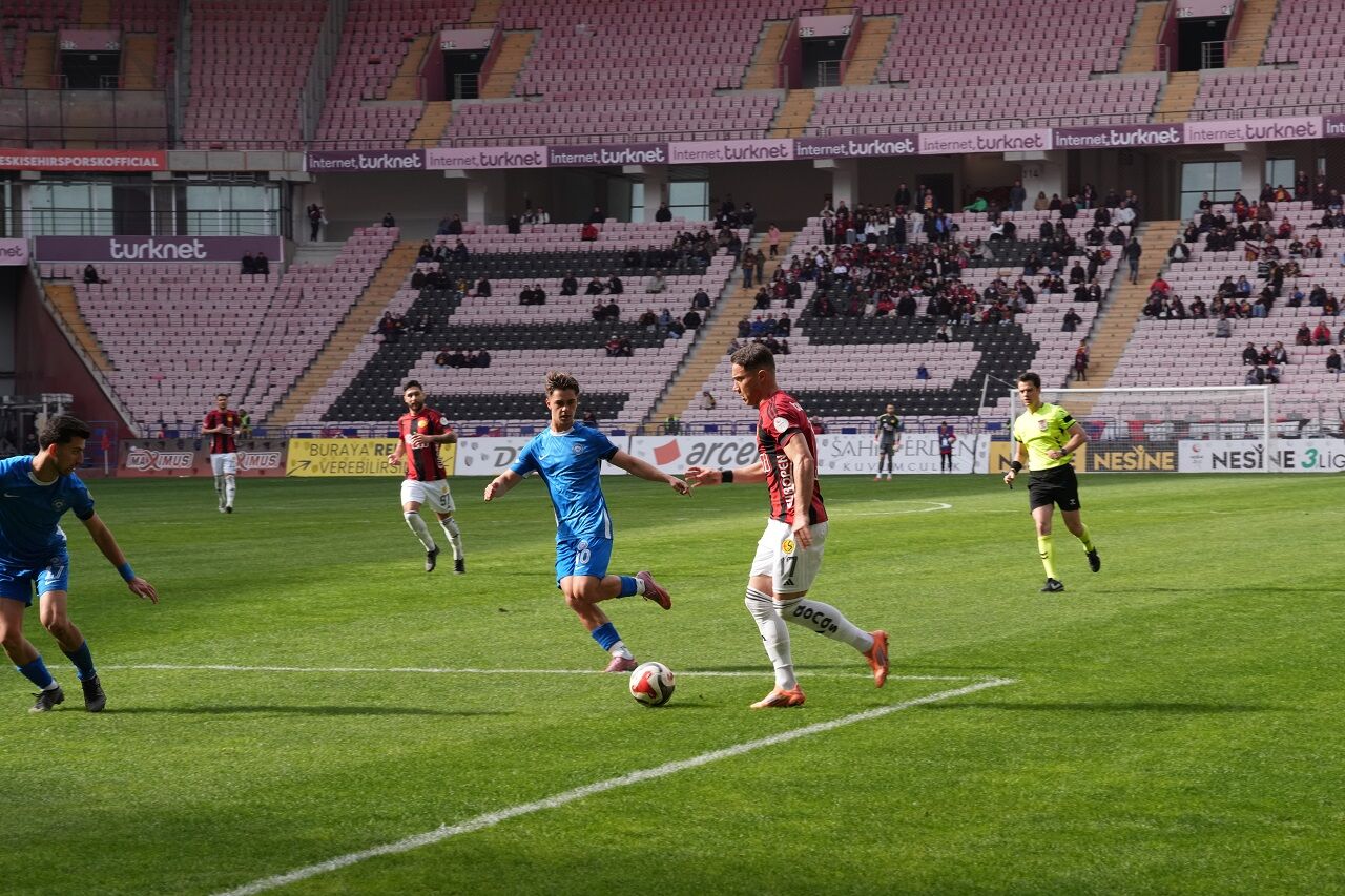 Eskişehirspor’da Altın Hamle 3 Puan Geldi (3)