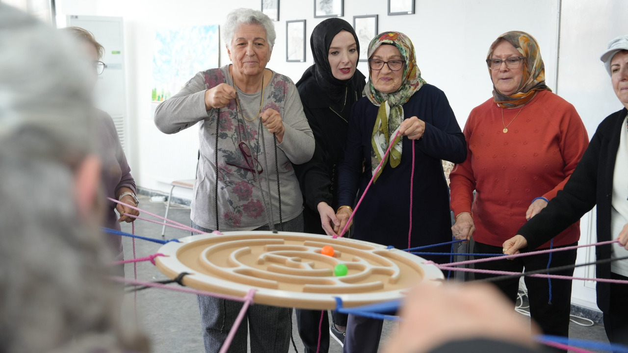 Esmek'te Her Yaş Oyunda (3)