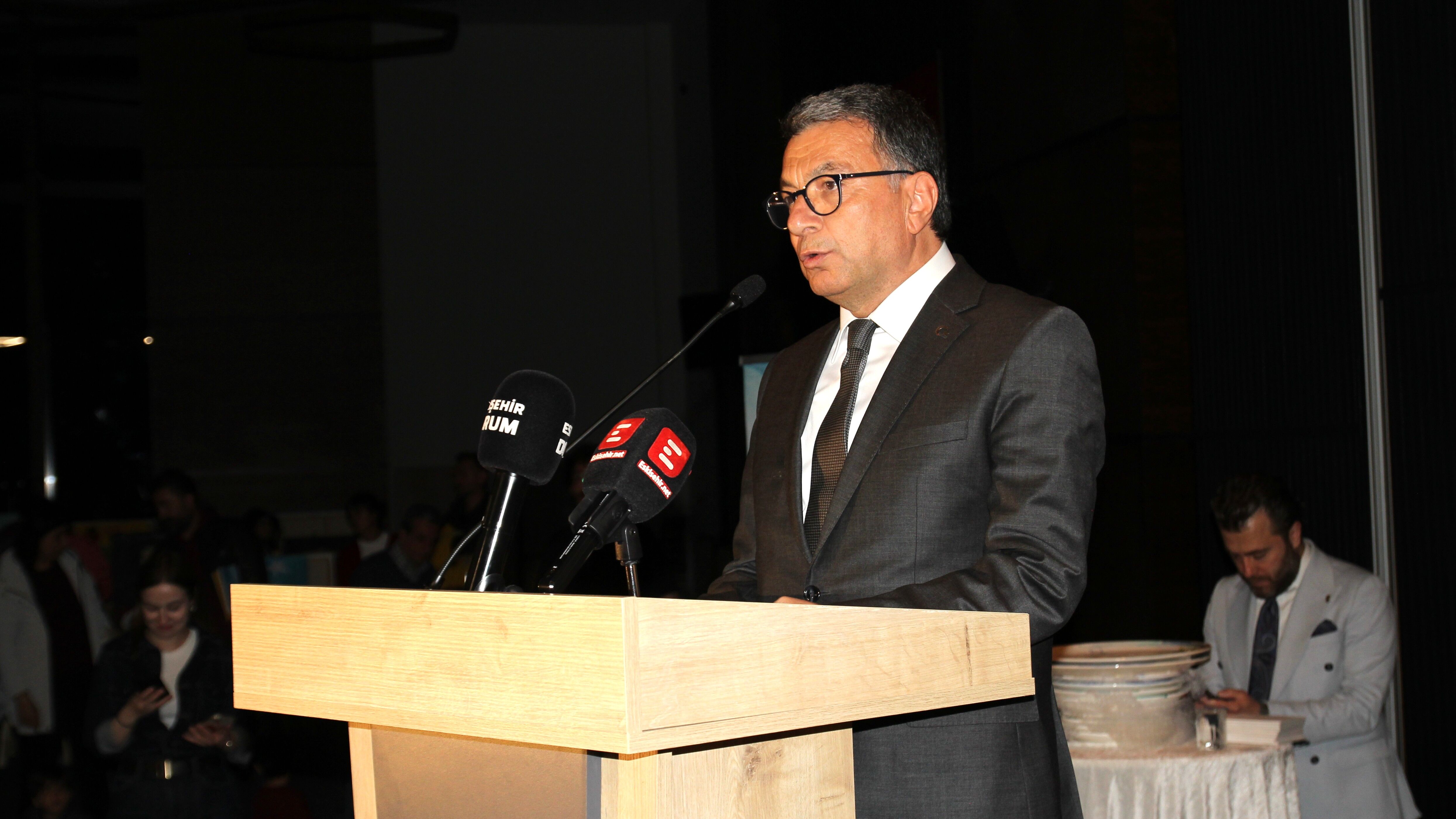 “Gelecek Bizim Eserimiz” Sergisi Yoğun İlgi Gördü (10)