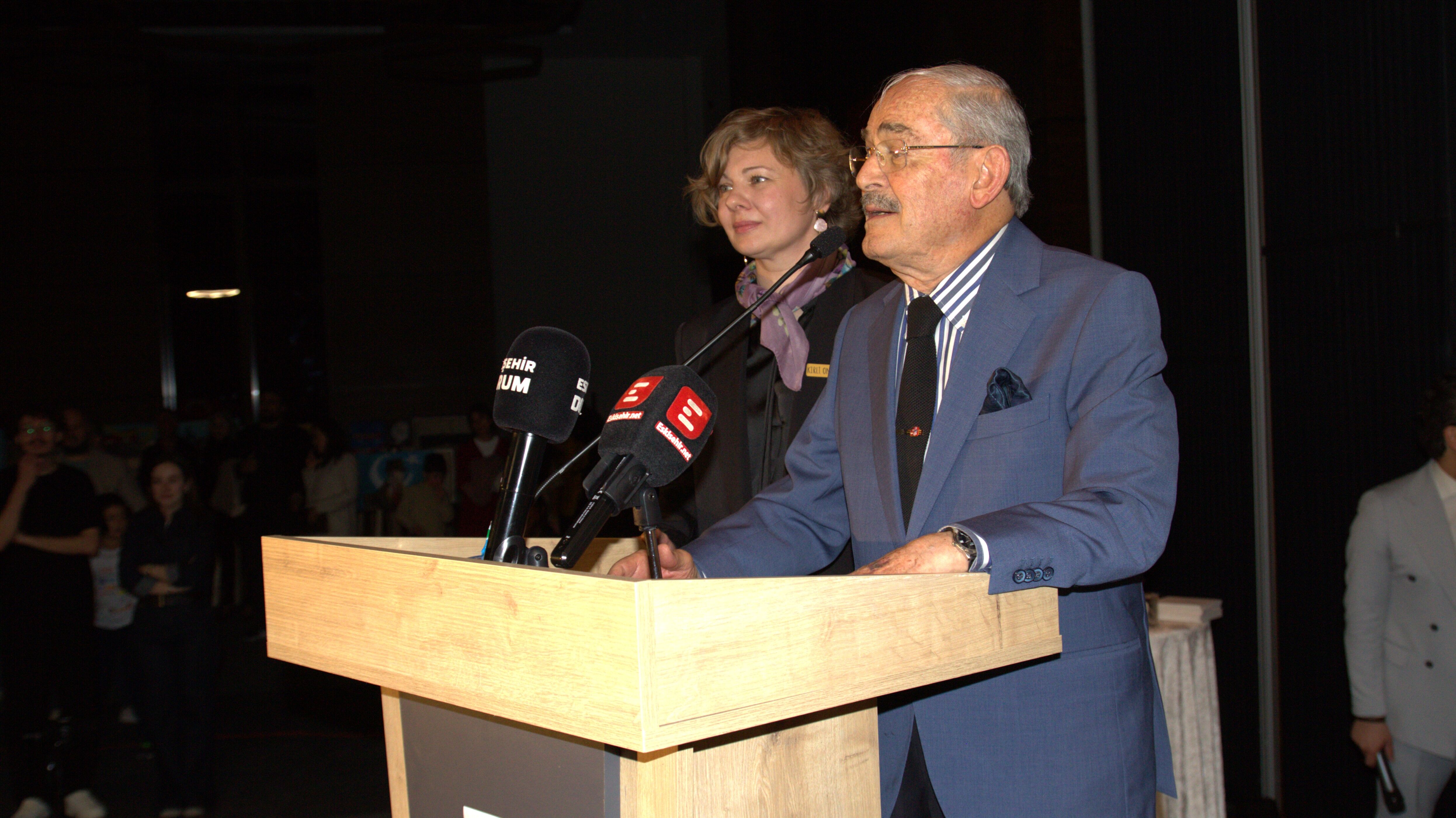 “Gelecek Bizim Eserimiz” Sergisi Yoğun İlgi Gördü (14)