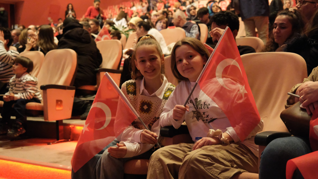 Genç Yetenekler Senfoni Sahnesinde Parladı