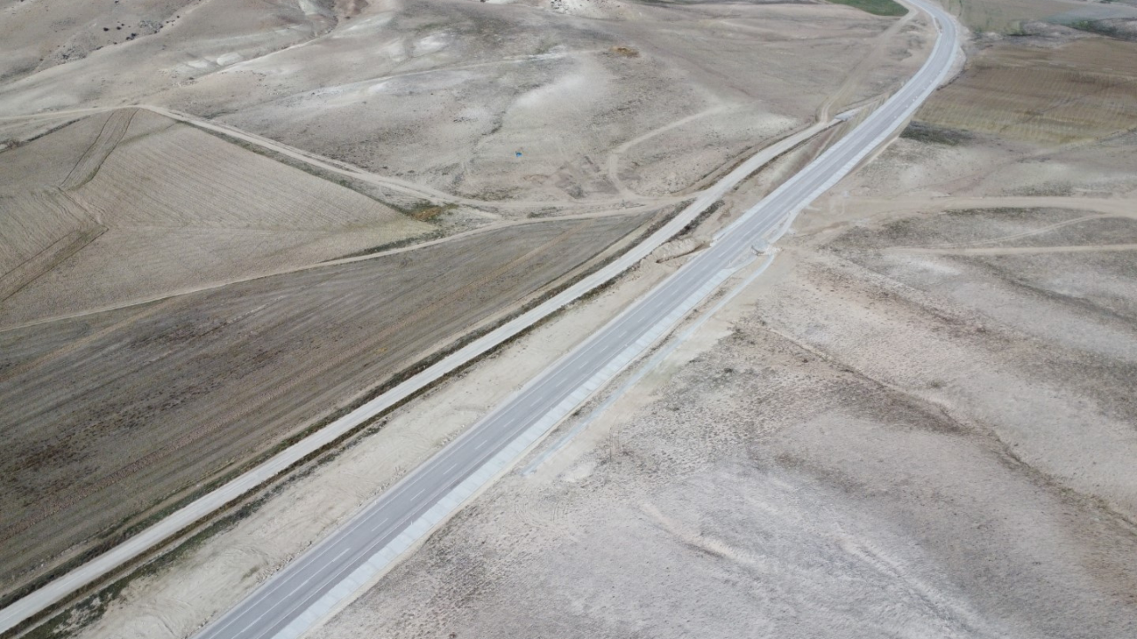 Günyüzü Çeltik Yunak İl Yolu Deplasesi Tamamlandı (6)