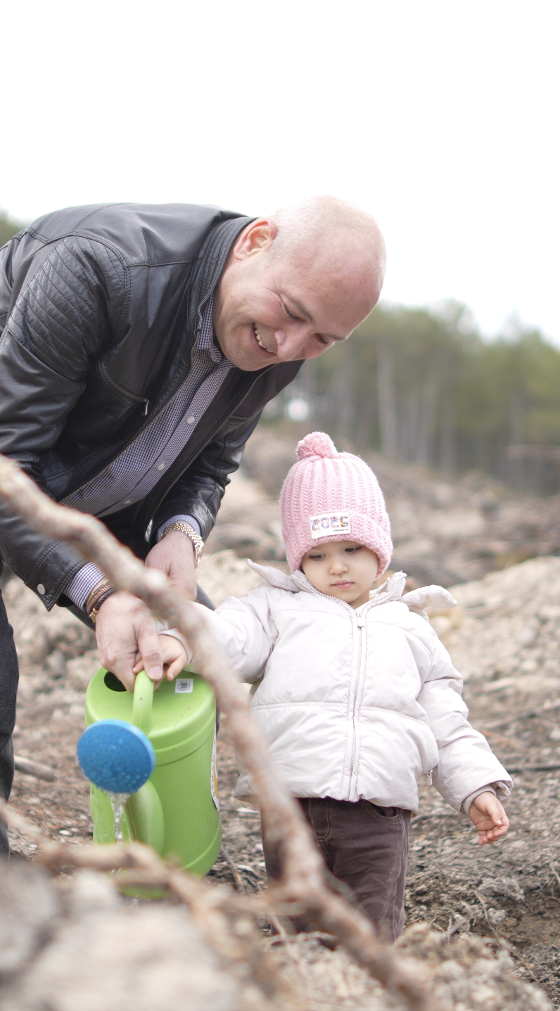 Habev Seyitgazi’de Fidanları Toprakla Buluşturdu (1)