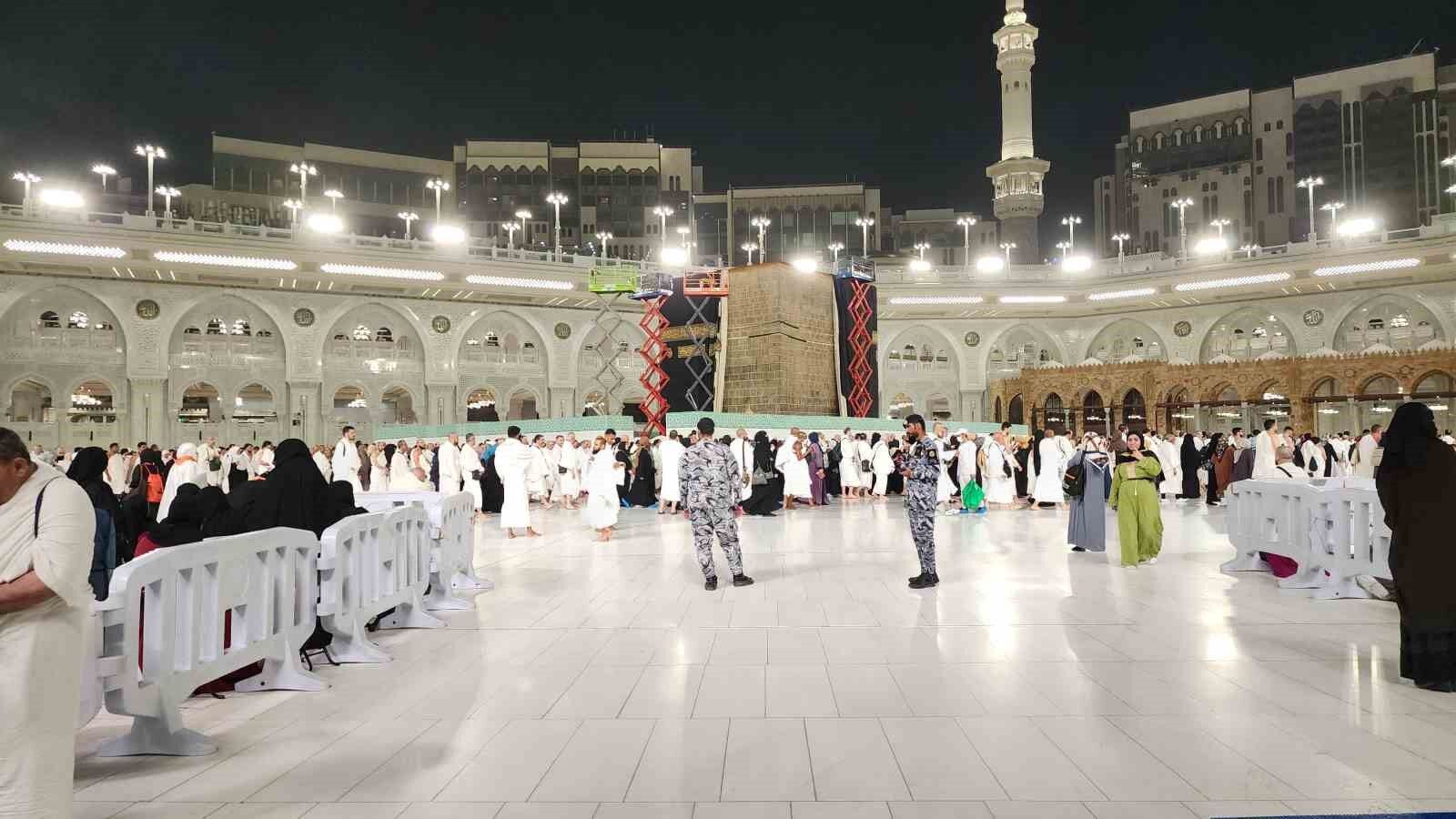 Kabe’nin Duvarları Açıldı Bakım Çalışması Yapıldı (1)