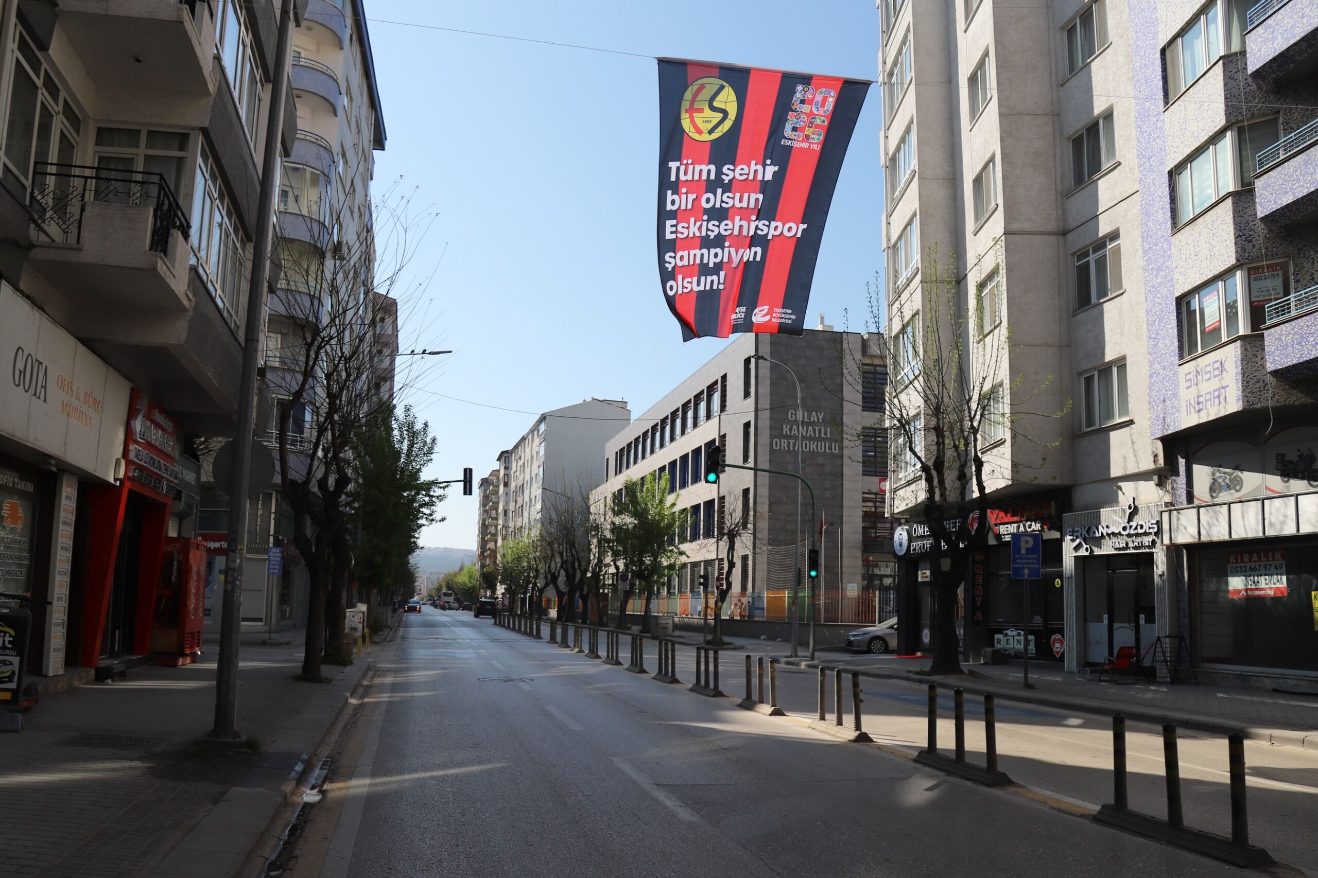 Kentte Eskişehirspor Bayrakları Asıldı Ring Seferleri De Duyuruldu (1)