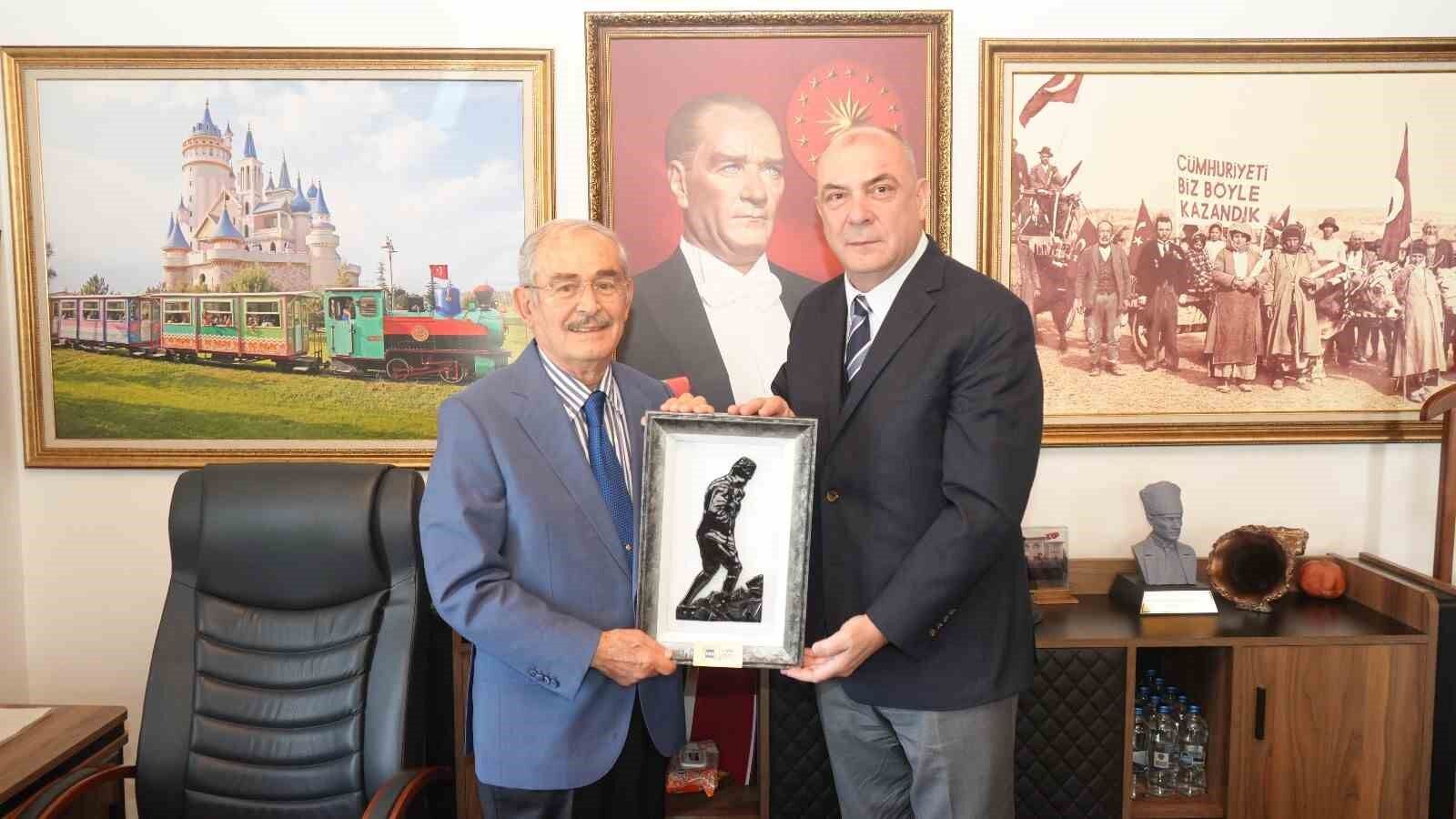 Kesikbaş’tan Büyükerşen’e Ziyaret “Başarı Ortak Hikâye” (2)