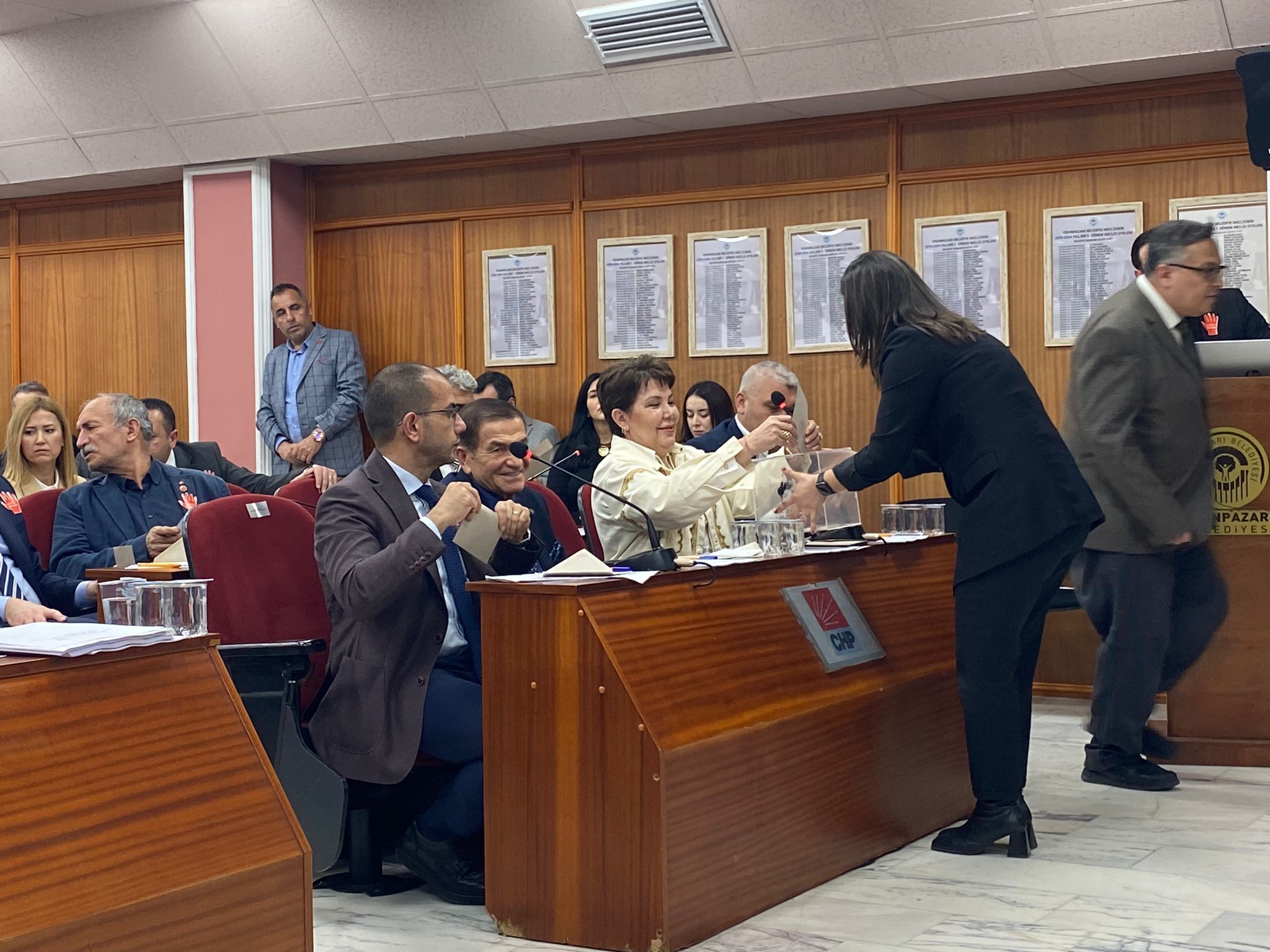 Odunpazarı Belediyesi Nisan Ayı Meclis Toplantısı Gerçekleştirildi (4)