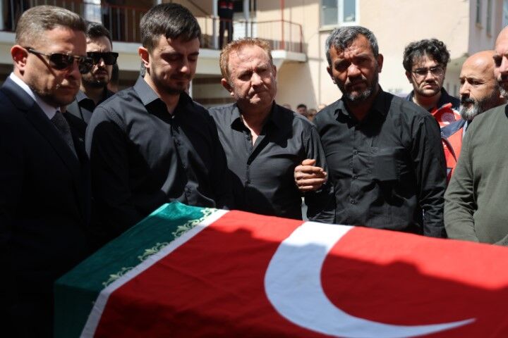 Okul Saldırısında Hayatını Kaybedenler Toprağa Verildi (5)