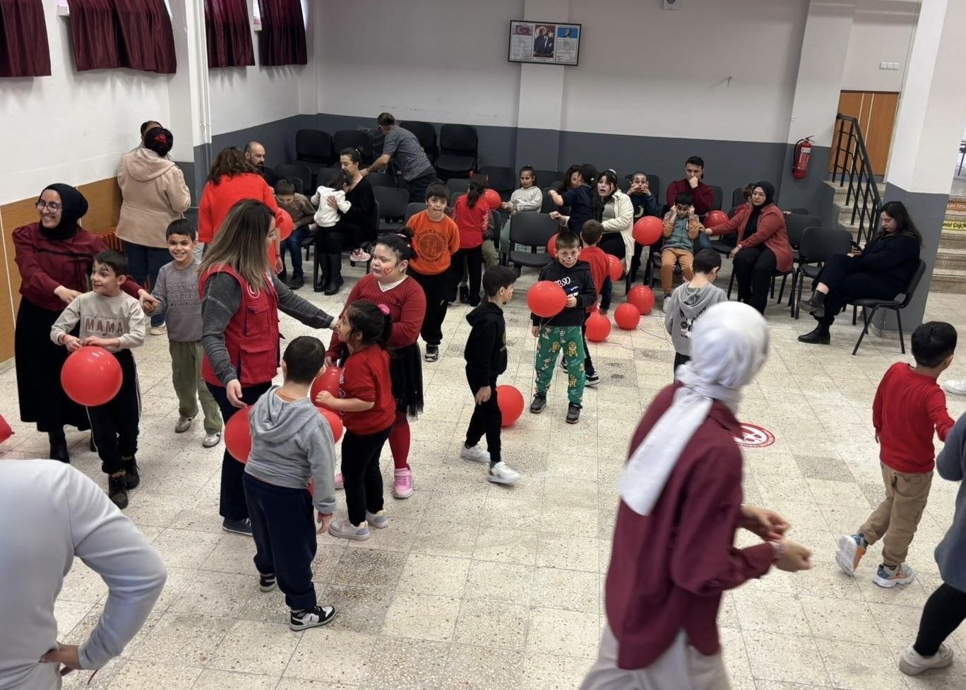 Otizm Farkındalık Günü’nde Çocuklarla Buluşuldu (2)