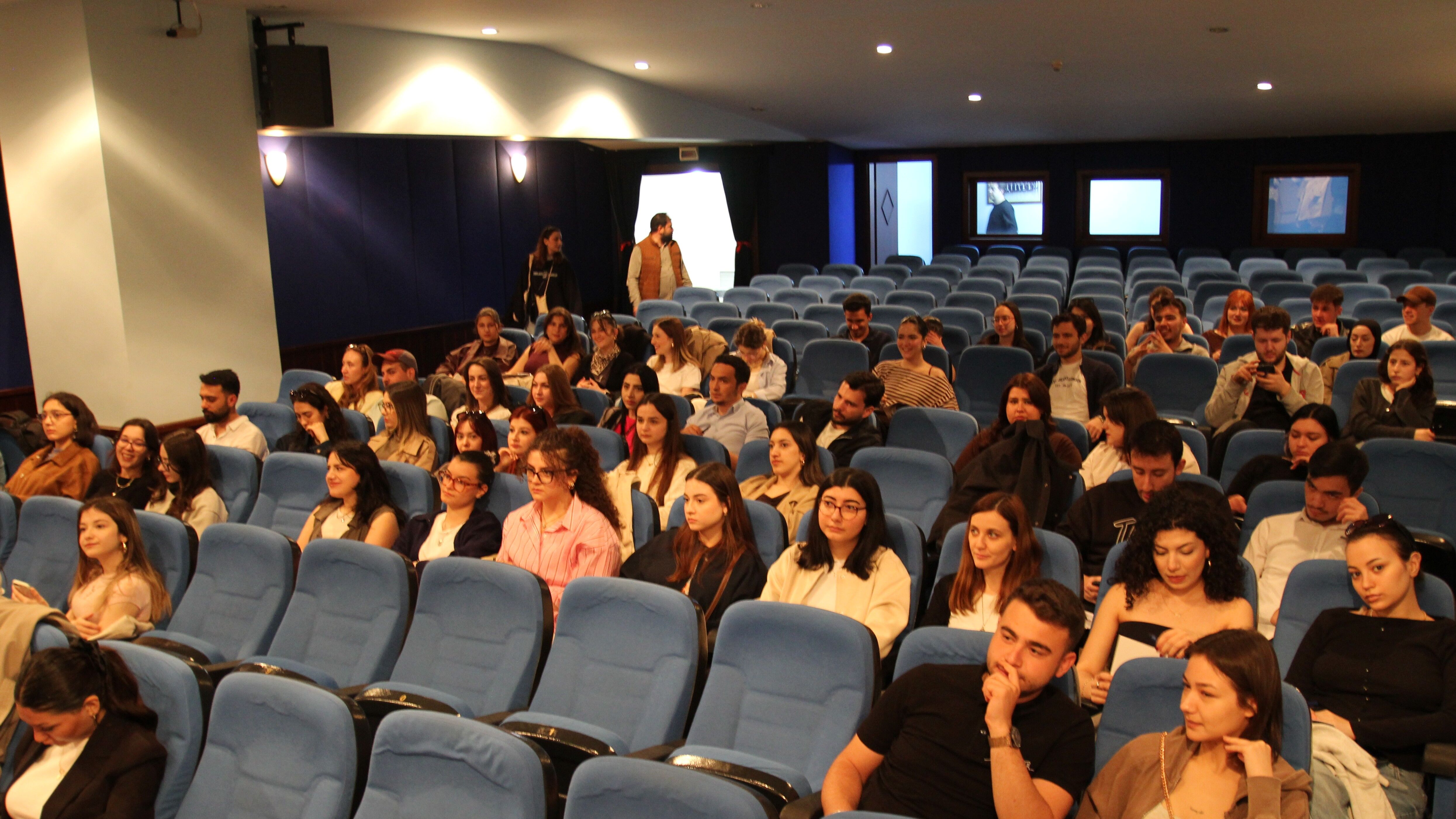 Petrol İş Başkanı Akyüz, Eskişehir’de Sendikalaşmayı Anlattı (3)