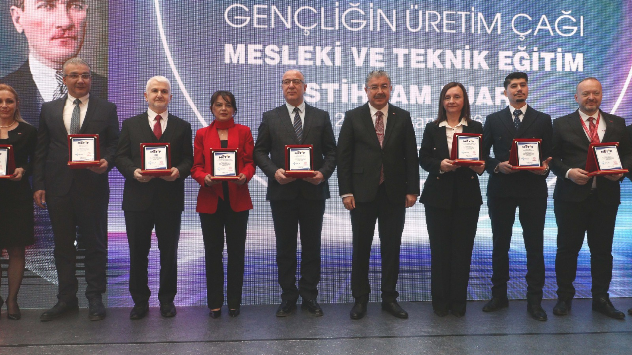 Sanayi Ve Eğitim Dünyası Dev Fuarda Bir Araya Geldi (7)