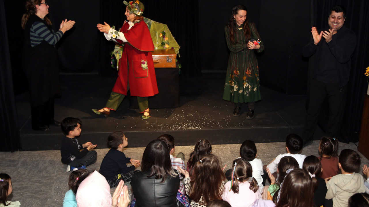 Şehir Tiyatroları'ndan Çocuklara Büyülü Bir Doğa Masalı (1)