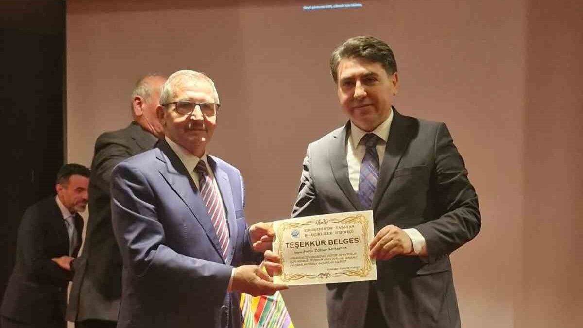 Şeyh Edebali’nin Siyasi Mirası Eskişehir’de Konuşuldu (1)