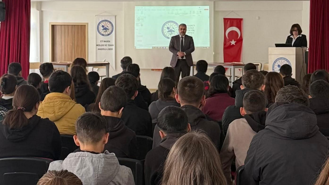 Seyitgazi’de Siyer Bilgi Yarışmasına Yoğun İlgi (1)