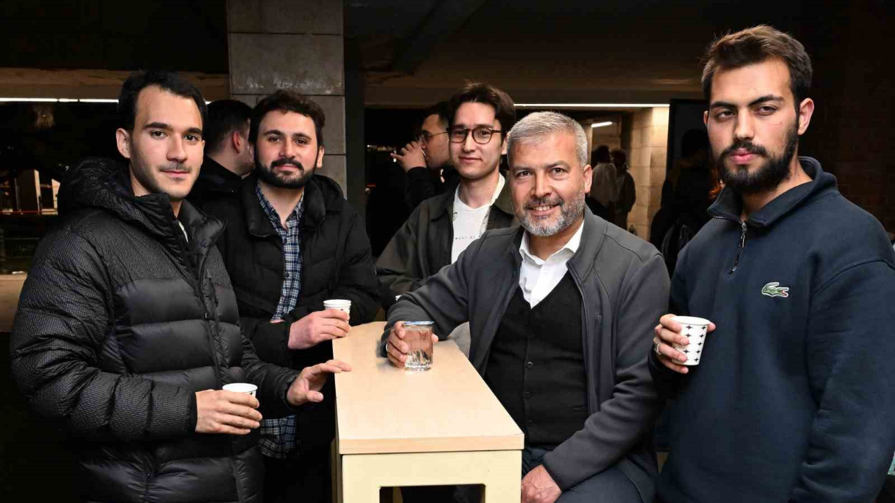 Sınavlara Çalışan Öğrencilere İkram (2)