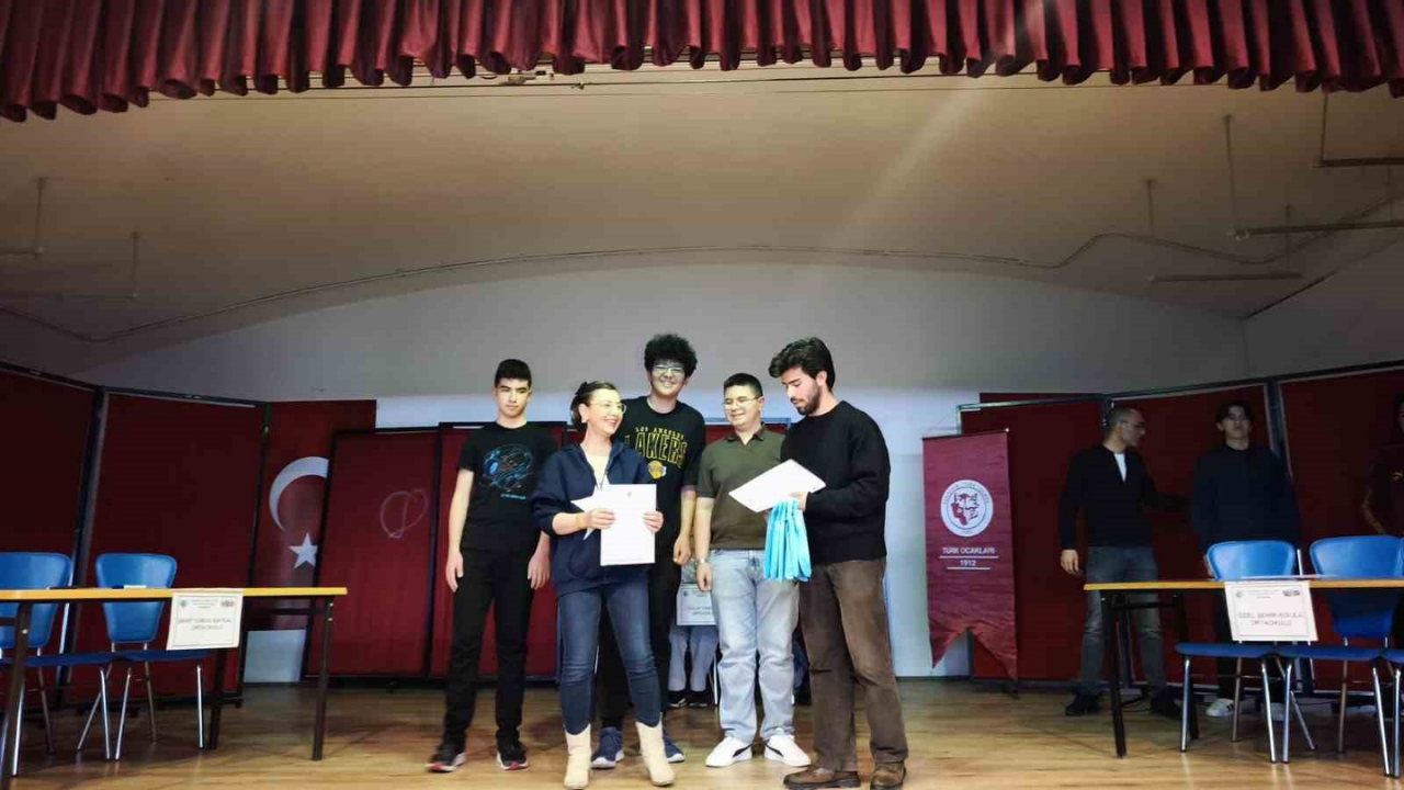 Türk Ocağı'nın Düzenlediği Yarışmada 4 Okul Finale Kaldı (2)