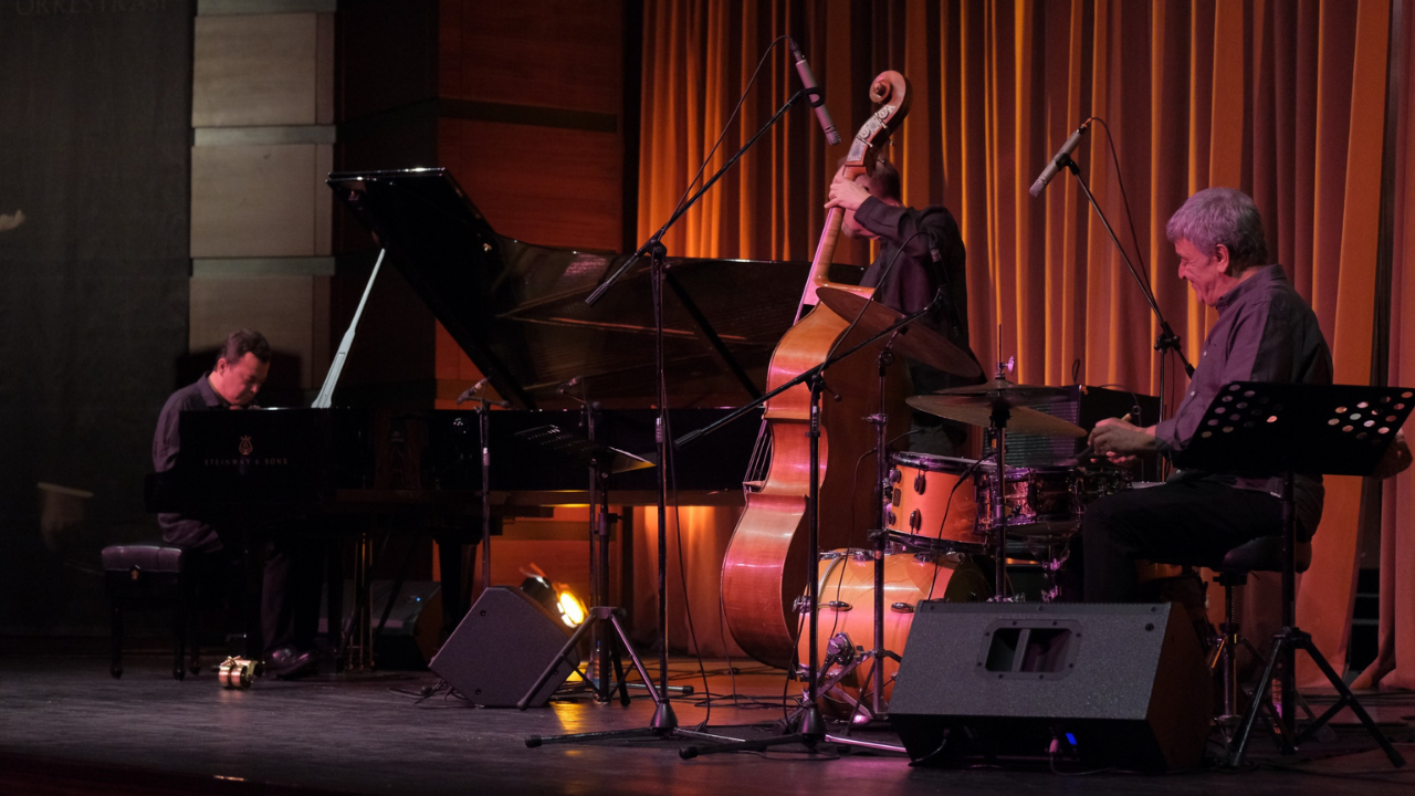 Uğur Güneş Trio’dan Caz Dolu Gece (1)