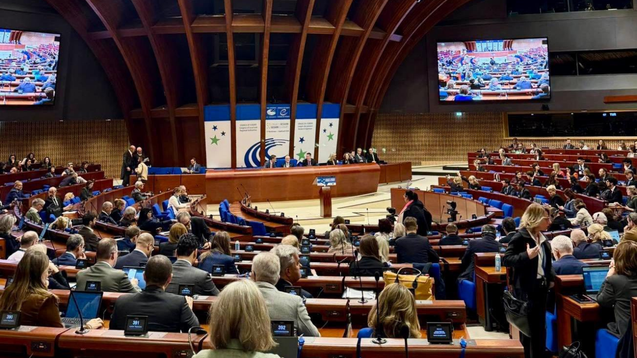 Ünlüce Küresel Krizler Artık Yerel (3)