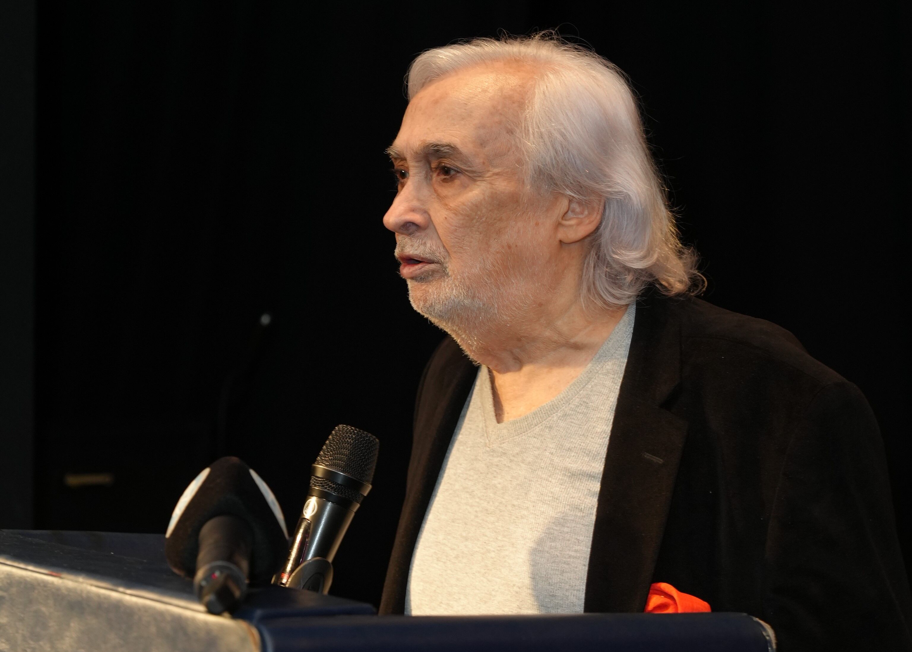 Usta İsim Adını Taşıyan Sahneyi Gezdi (1)