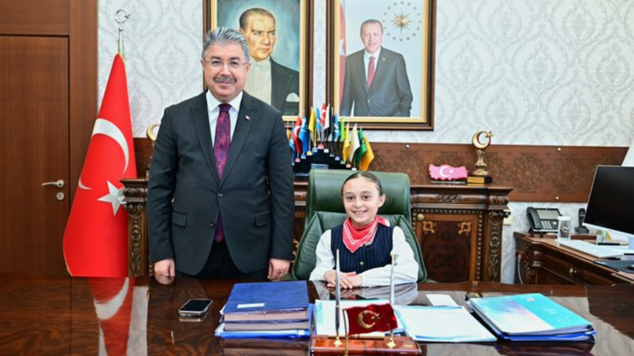 Vali Yılmaz, Koltuğunu Geleceğin Teminatı Çocuklara Devretti (3)