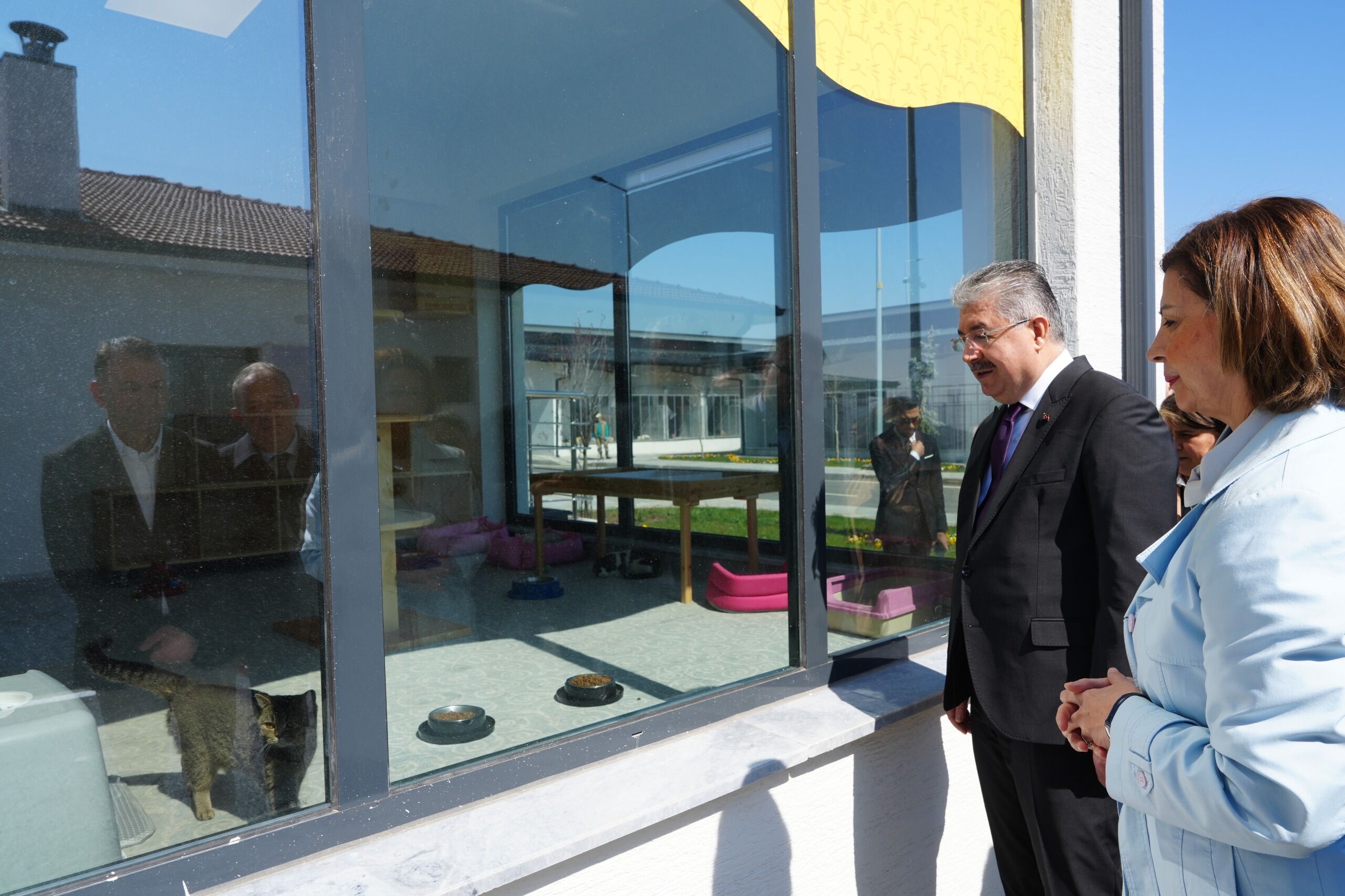 Vali Yılmaz Ve Başkan Ünlüce Hayvan Bakımevini Ziyaret Etti (4)